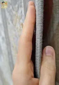 فرش گل برجسته زمینه ذغالي